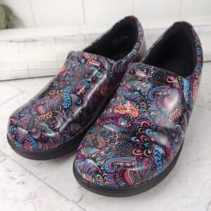 Easy Street Tiffany Slip-Resistant Colorful Clogs Shoes Non-Marking Size 10W